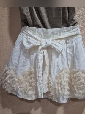 Abercrombie & Fitch White Mini Skirt with Cream Rosette Trim
